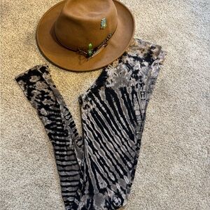 Kathmandu Black and Brown Tie-Dye Leggings